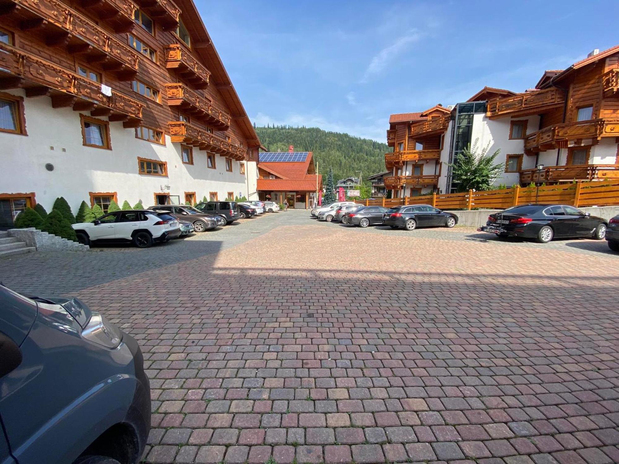 Hotel Meta Resort & Vine Spa Szczyrk Bagian luar foto