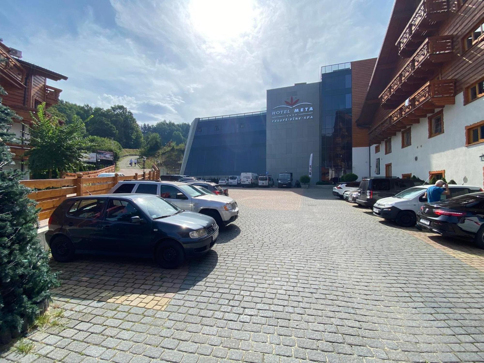Hotel Meta Resort & Vine Spa Szczyrk Bagian luar foto