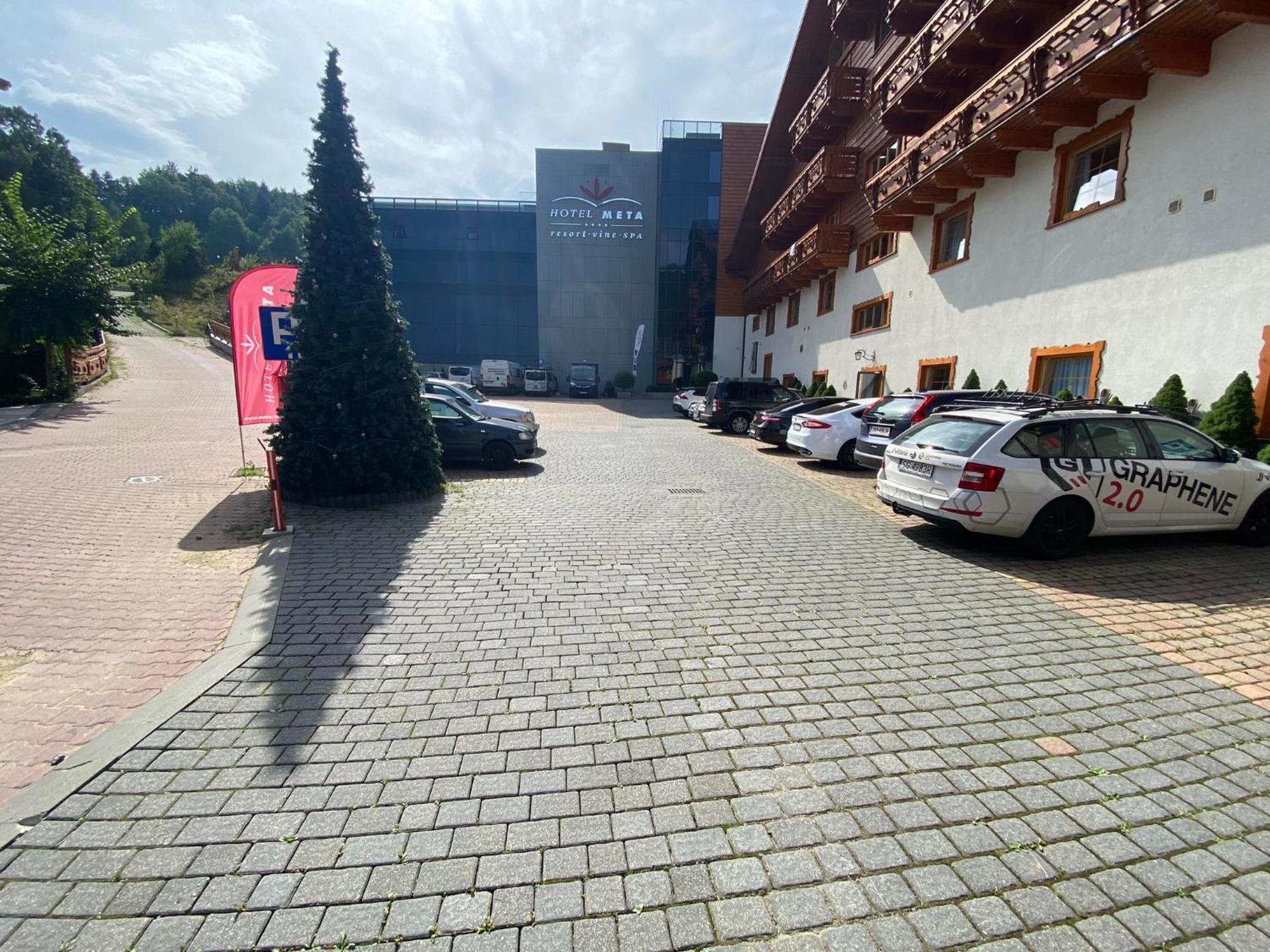 Hotel Meta Resort & Vine Spa Szczyrk Bagian luar foto