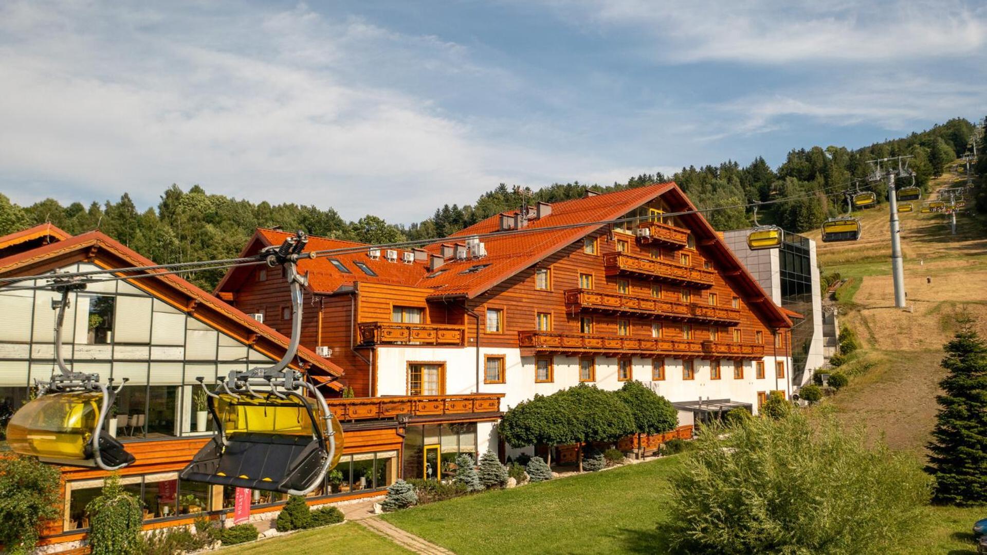 Hotel Meta Resort & Vine Spa Szczyrk Bagian luar foto