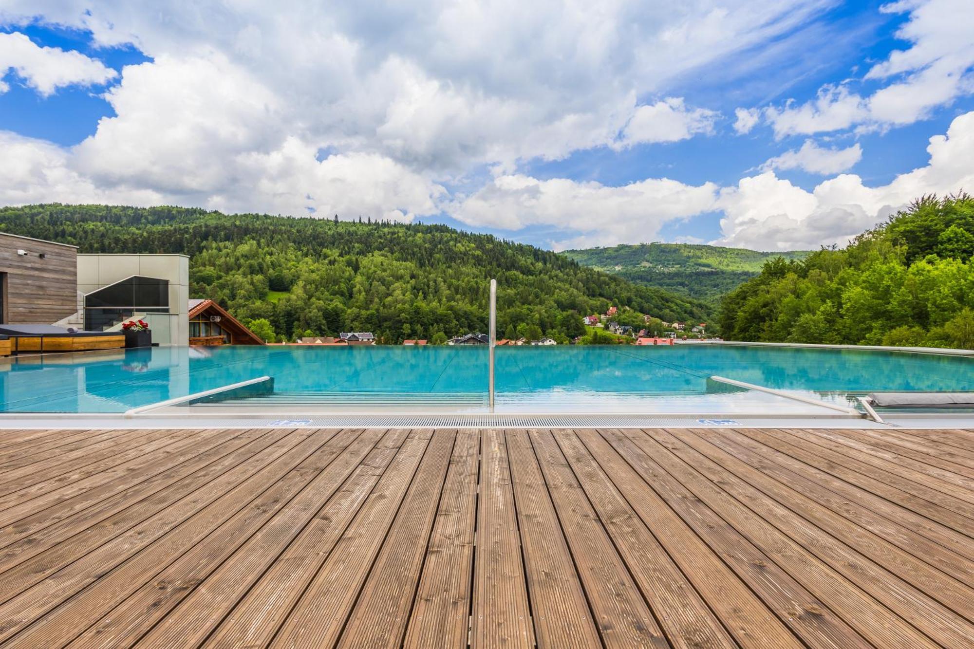 Hotel Meta Resort & Vine Spa Szczyrk Bagian luar foto