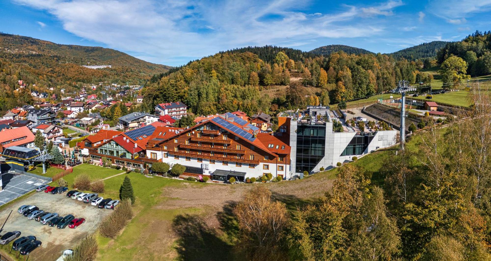 Hotel Meta Resort & Vine Spa Szczyrk Bagian luar foto